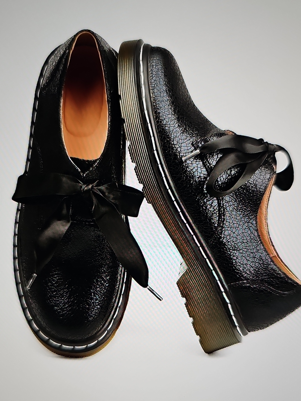 Black NWT Women's Lace-Up Platform Shoes
